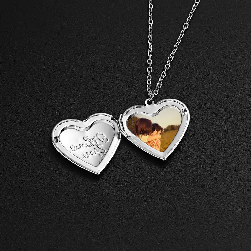 Openable Love Heart Locket Pendant Women Necklace Silver Color Chain Memory Photo Frame Family Lover Valentine Jewelry Gift New